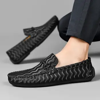 Мъжки обувки Doug от естествена кожа 2023 г., Пролет-лято Кожени обувки-Лофтеры Без обков с мека подметка в Британския Корейски стил, Ежедневни Дишащи обувки