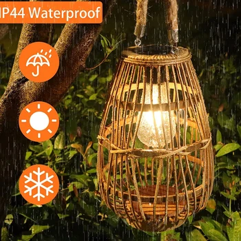 Външните преносими слънчеви светлини от ратан Автоматично IP44 Водоустойчив, прахоустойчив, Устойчив на атмосферни влияния Озеленяване лампа За декорация на градината